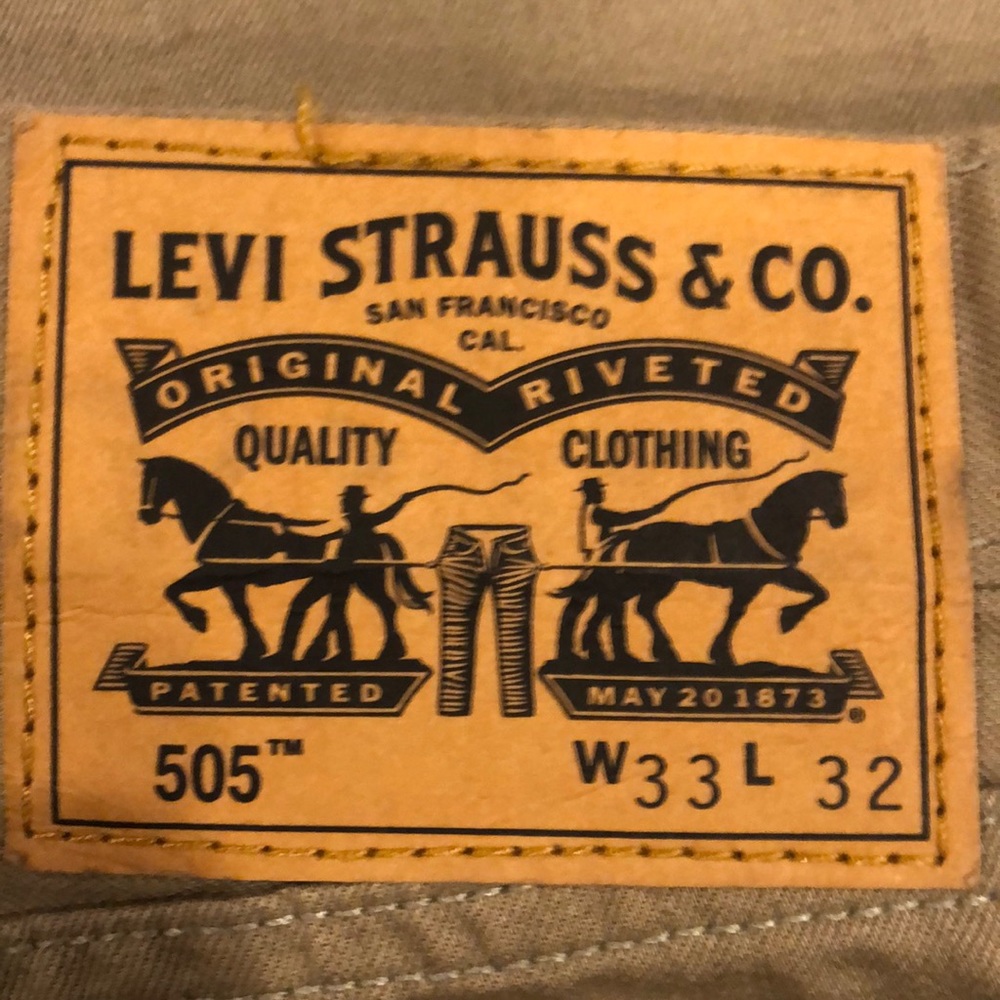 Levi khaki jeans